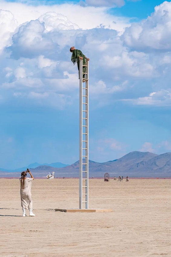 http://franziskaagrawal.com/files/gimgs/th-209_2025_BurningMan_Skyladder_web_4.jpg