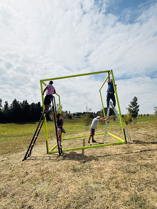 http://franziskaagrawal.com/files/gimgs/th-251_2026_Der-Weg-Landart-Festival-Brno-Czech-Republic_Franziska-Agrawal_web9.jpg